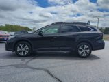 Used 2022 Subaru Outback Limited XT image 4