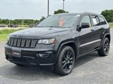 Used 2018 Jeep Grand Cherokee Altitude image 3
