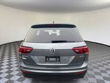 Used 2019 Volkswagen Tiguan SE w/ Panoramic Sunroof Package image 4