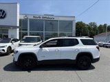 Used 2022 GMC Acadia AT4 w/ Technology Package image 3