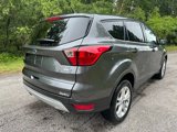 Used 2019 Ford Escape SE image 4