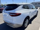 Used 2020 Buick Enclave Essence image 3