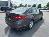 Used 2016 Hyundai Sonata SE image 3