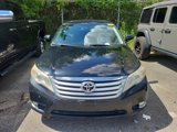 Used 2011 Toyota Avalon Limited image 2