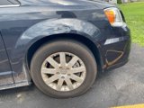 Used 2014 Chrysler Town & Country Touring image 4