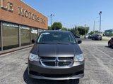 Used 2019 Dodge Grand Caravan SE image 2
