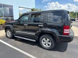 Used 2012 Jeep Liberty Sport image 2