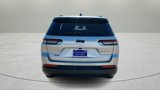 Used 2023 Jeep Grand Cherokee L Laredo image 4