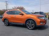 Used 2018 Nissan Rogue SL w/ Premium Package image 2