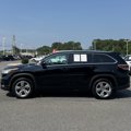 Used 2016 Toyota Highlander Limited image 2