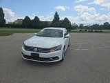 Used 2018 Volkswagen Passat 2.0T SE image 2