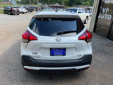 Used 2019 Nissan Kicks SR image 5
