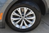 Used 2018 Volkswagen Tiguan SE w/ Panoramic Sunroof Package image 3
