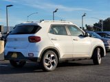 Used 2025 Hyundai Venue SEL image 3