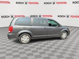 Used 2019 Dodge Grand Caravan SE w/ UConnect Hands-Free Group image 2