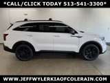 Used 2021 Kia Sorento S image 2