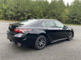 Used 2023 Toyota Camry SE image 3