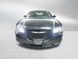 Used 2016 Chrysler 300 S image 2