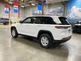 New 2025 Jeep Grand Cherokee Laredo w/ Luxury Tech Group I image 3