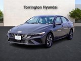 New 2025 Hyundai Elantra Limited image 3