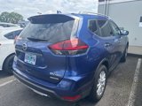 Used 2018 Nissan Rogue SV image 4