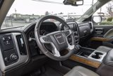 Used 2018 GMC Sierra 1500 SLT image 3
