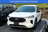 Used 2023 Ford Escape ST-Line image 2