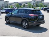 Used 2018 Toyota RAV4 LE image 2