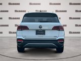 Used 2022 Volkswagen Taos SE image 4
