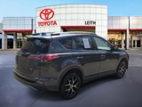 Used 2018 Toyota RAV4 SE image 5