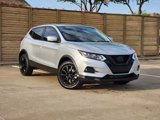 Used 2022 Nissan Rogue Sport S image 2