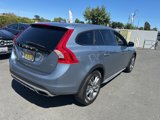 Used 2018 Volvo V60 T5 Cross Country w/ Convenience Package image 3