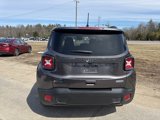 Used 2018 Jeep Renegade Latitude image 4