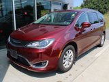 Used 2018 Chrysler Pacifica Touring Plus image 5