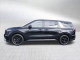 Used 2025 Kia Carnival image 6