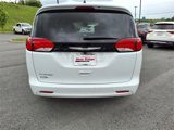 Used 2023 Chrysler Voyager LX image 5
