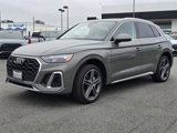 Used 2023 Audi Q5 e Premium w/ Convenience Package image 4