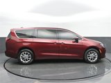 Used 2023 Chrysler Pacifica Touring-L w/ Uconnect Theater Family Group image 6