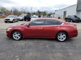 Used 2013 Nissan Altima 2.5 SV w/ 2.5SV Convenience Pkg image 2