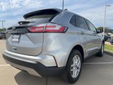 Used 2022 Ford Edge SEL image 4