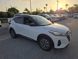 Used 2023 Nissan Kicks SR w/ SR Premium Package image 2