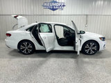 Used 2021 Volkswagen Passat 2.0T SE image 2