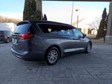 Used 2020 Chrysler Pacifica Touring-L image 6