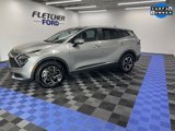 Used 2024 Kia Sportage LX image 3