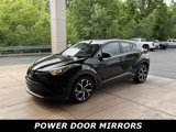 Used 2018 Toyota C-HR XLE image 3