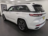 Used 2023 Jeep Grand Cherokee Overland w/ Luxury Tech Group IV image 6