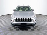 Used 2016 Jeep Cherokee Latitude w/ Cold Weather Group image 2