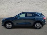 Used 2022 Ford Escape Titanium image 2