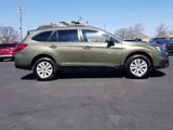 Used 2017 Subaru Outback 2.5i Premium image 4