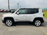 Used 2016 Jeep Renegade Limited image 3